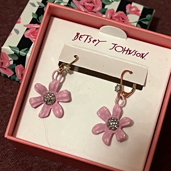 Betsey Johnson Small Pink Flower Earrings - Picture 2 of 2